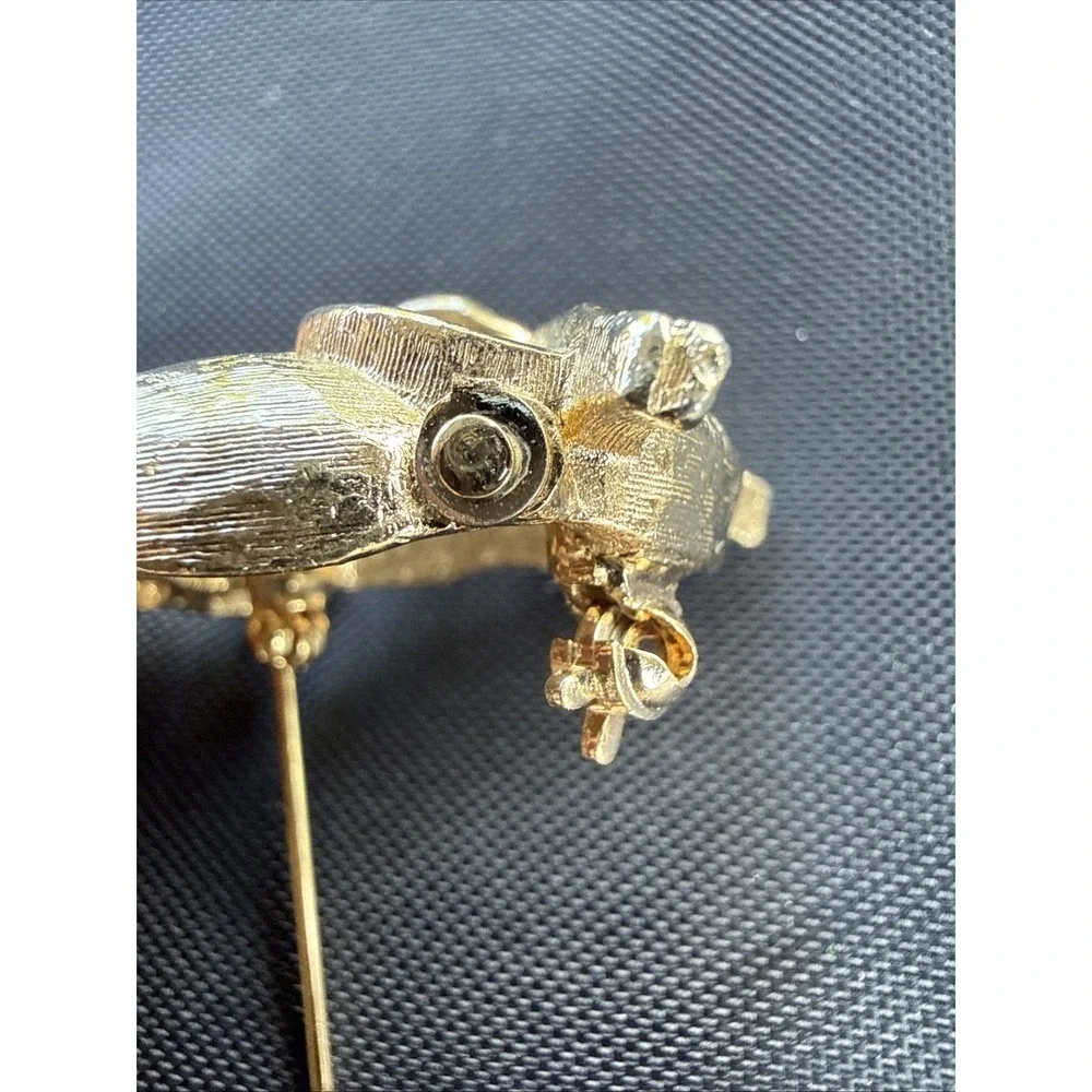 Sarah Coventry Signed Owl Brooch Gold Tone With Red Eyes No Glasses Approx 1.25